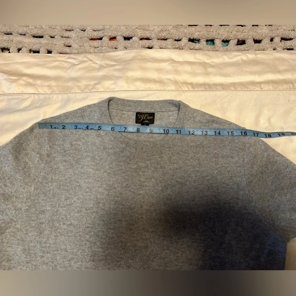 J. Crew Men's 100% Cashmere Crew Neck Pullover Gray Style BE895 Size Small